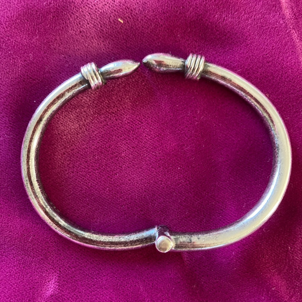 Modern oval Silver bracelet Hinged Bangle Approximately 9”